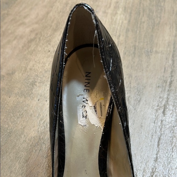 Elegant Nine West brown Crocodile Pattern Heels size 9 1/2 - Picture 2 of 5
